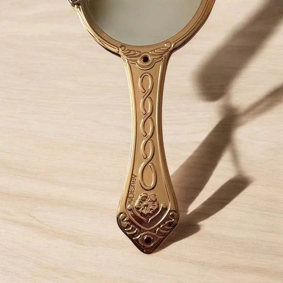 Besame RARE Disney SnowWhite Hand Mirror Gld Tone Fairest of All-A few scratches - Picture 3 of 6